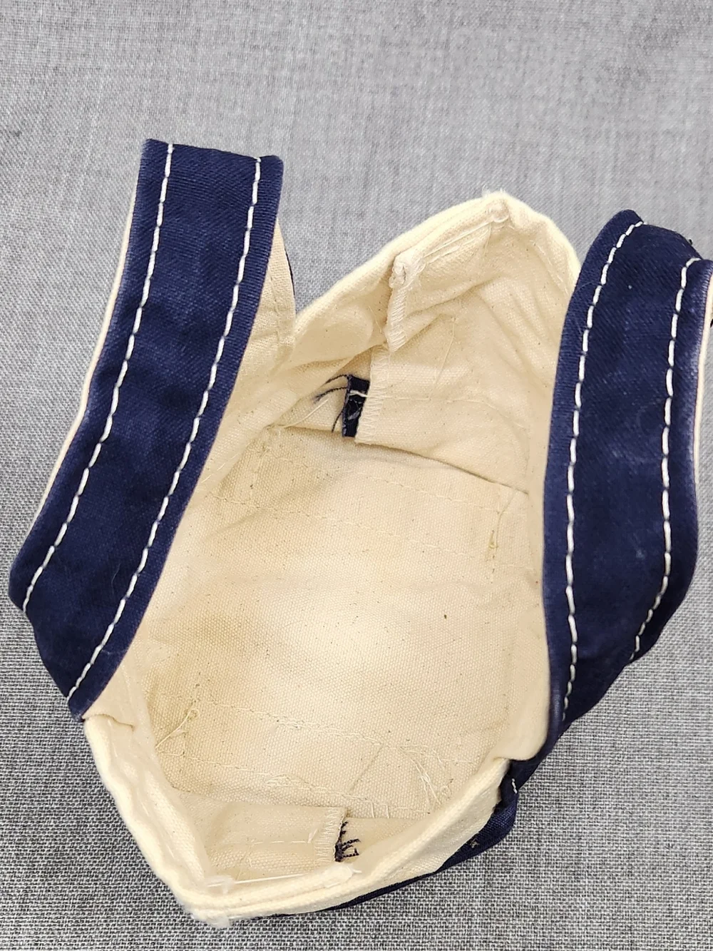 Vintage L.L.Bean Blueberry Embroidered Mini Boat USA Made Canvas Tote. - Picture 7 of 9